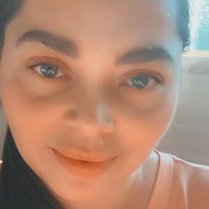 Meet your Posher, Tania